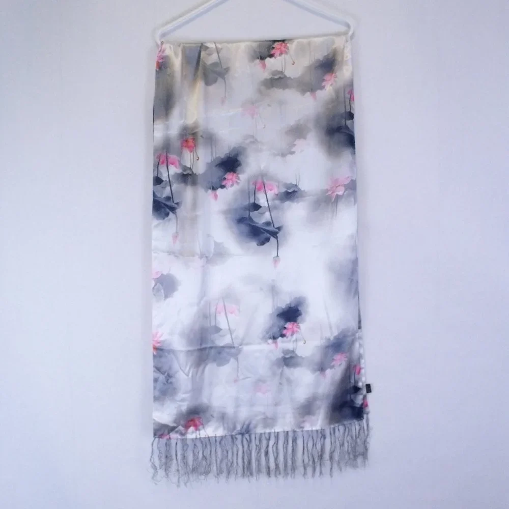Water Lilly Long SIlk Feel Scarf